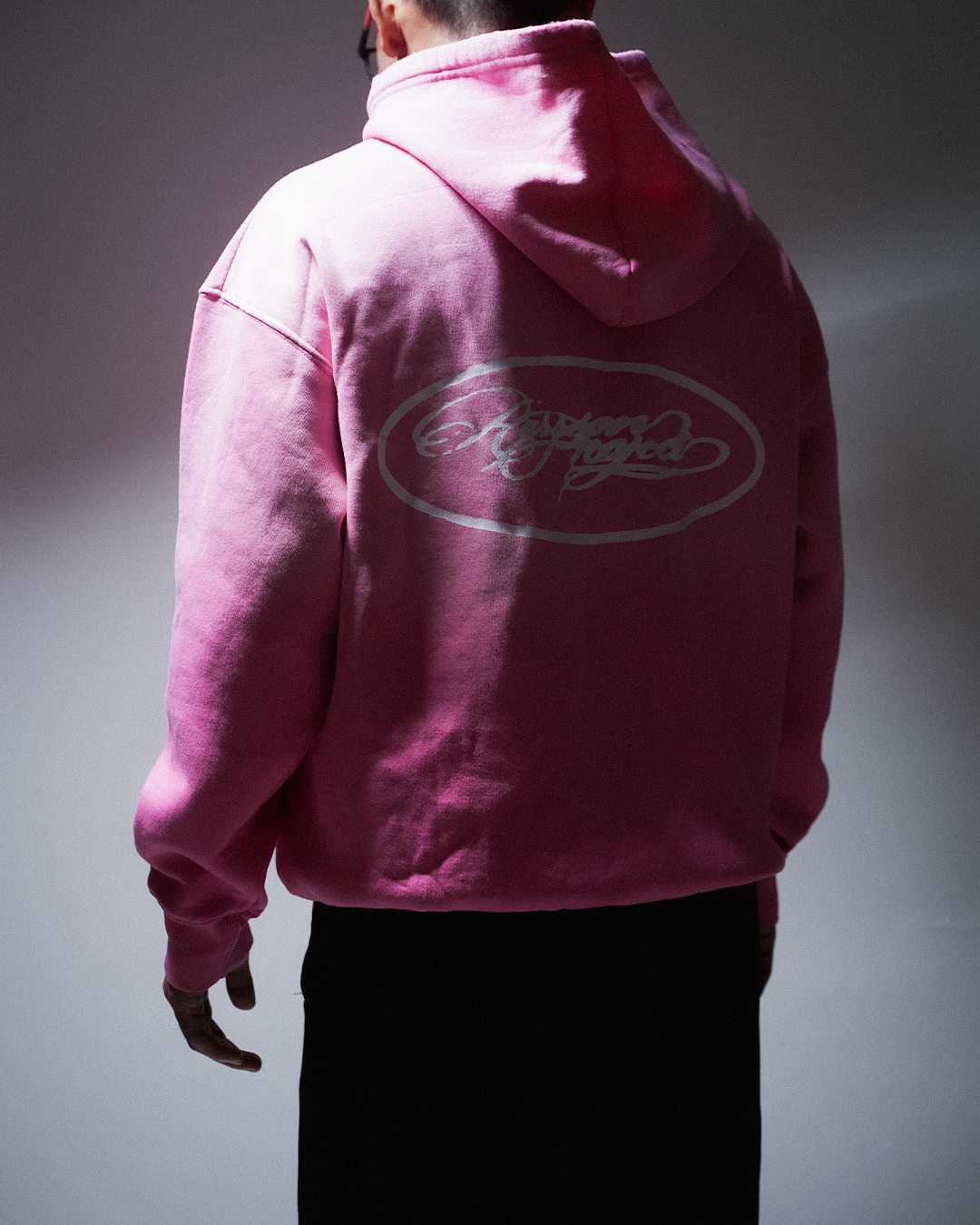 CLTR ESSEN.- (SUNFADED)