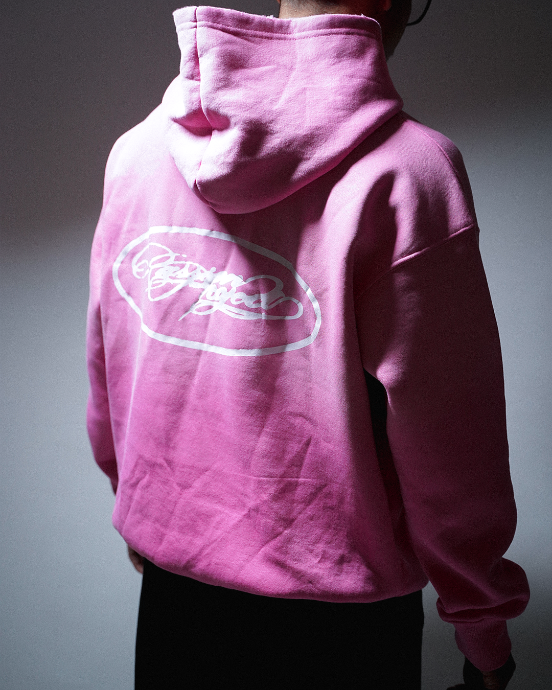 CLTR ESSEN.- (SUNFADED)